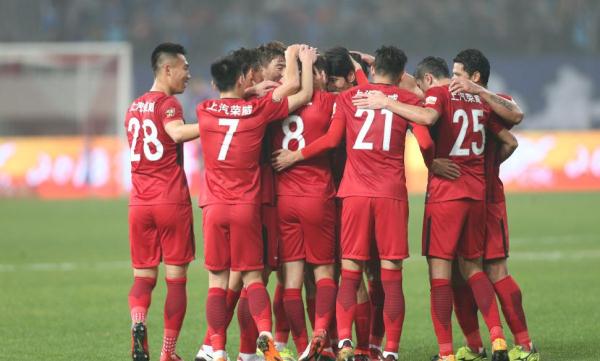 上海上港主场战平大连一方，保持不败纪录的简单介绍