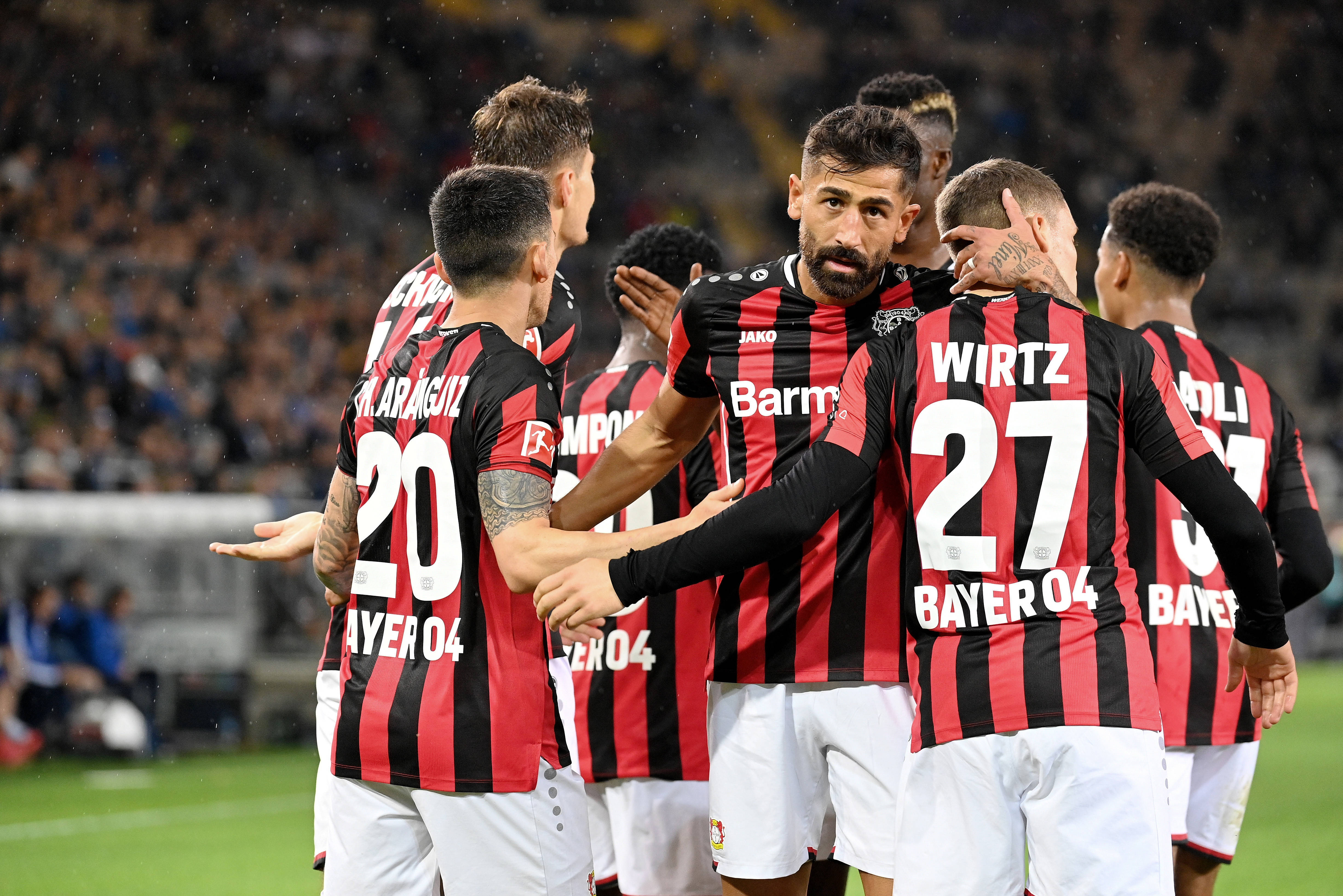 包含欧洲强强对话，悬念重重引人期待的词条