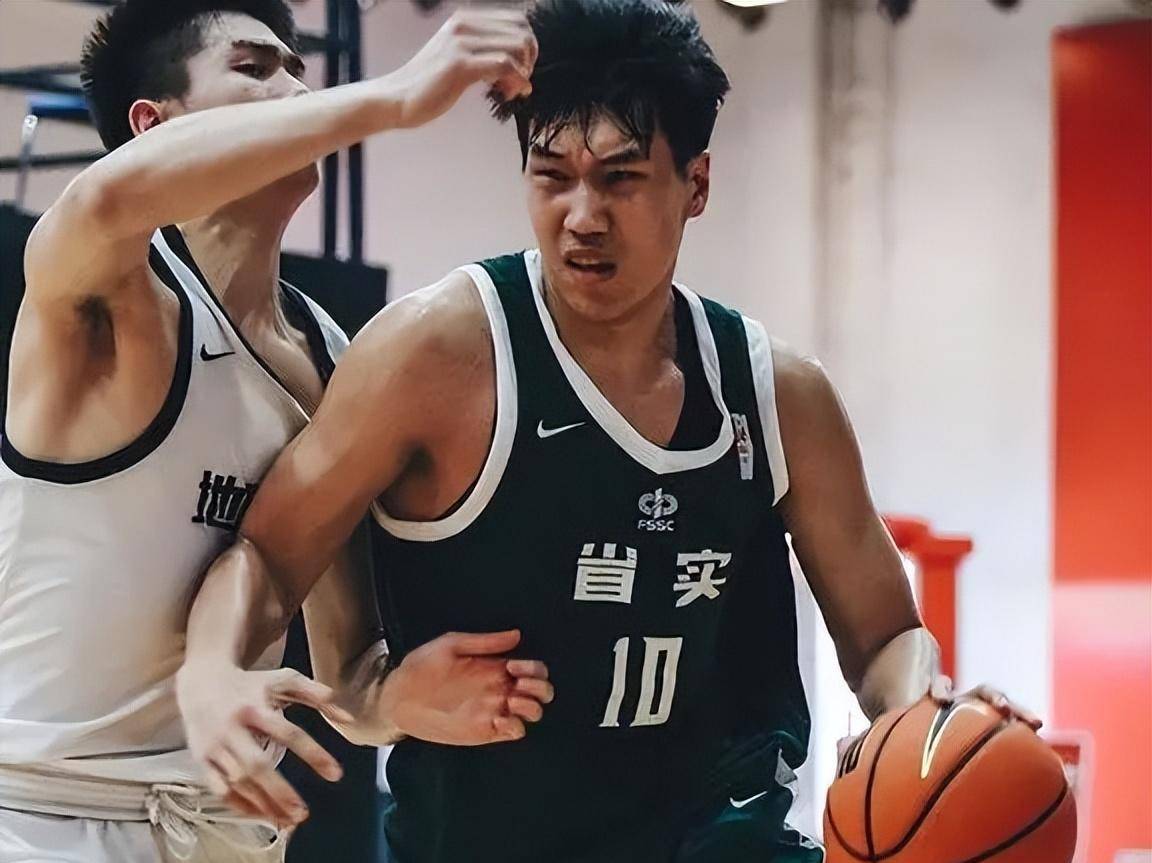 中国新星破纪录，青年英雄登场