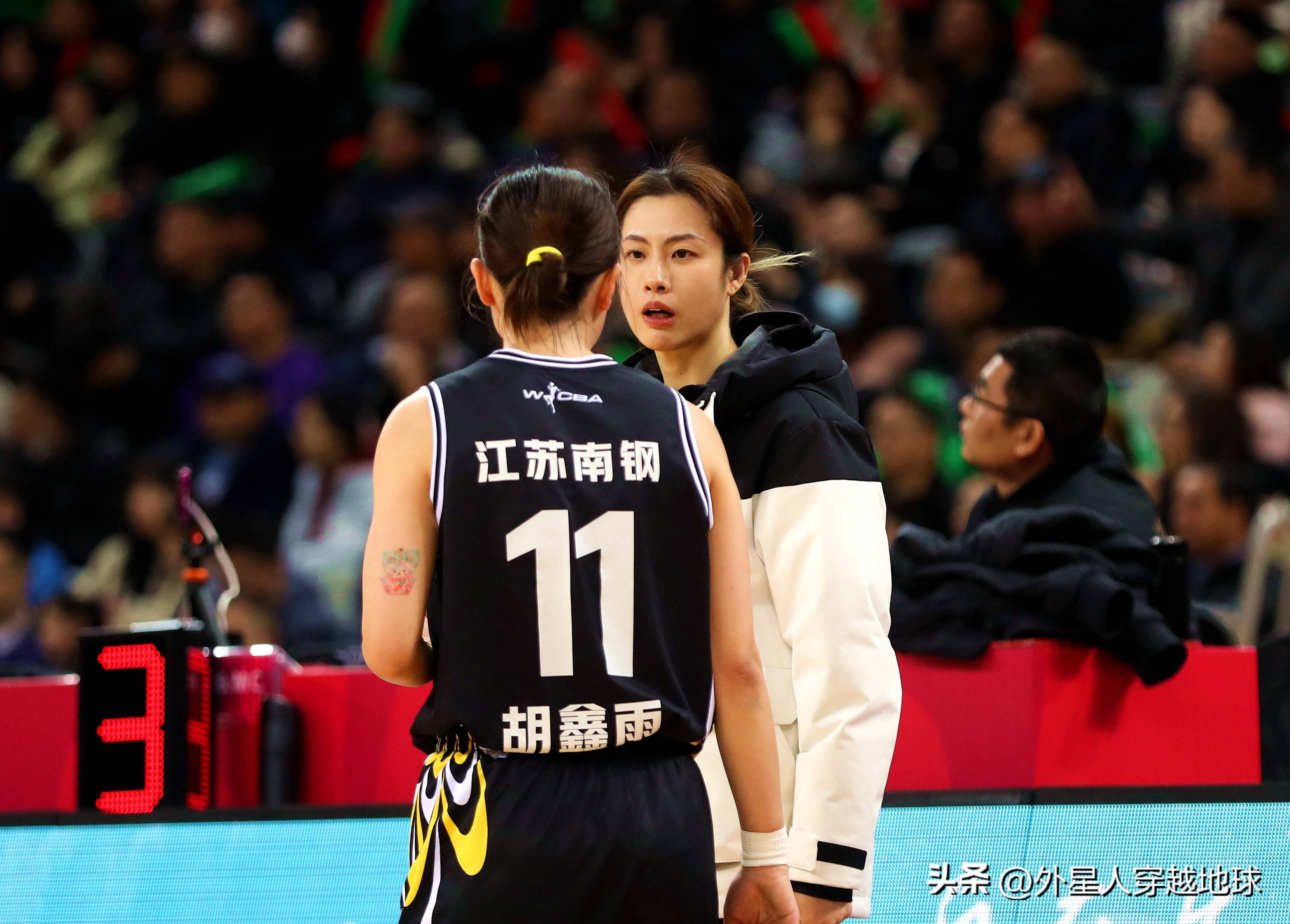 江苏女篮内讧不断，队伍关系紧张无法调和