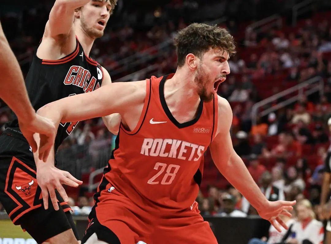 火箭新帅战术调整奏效，带领球队逆转胜利的简单介绍