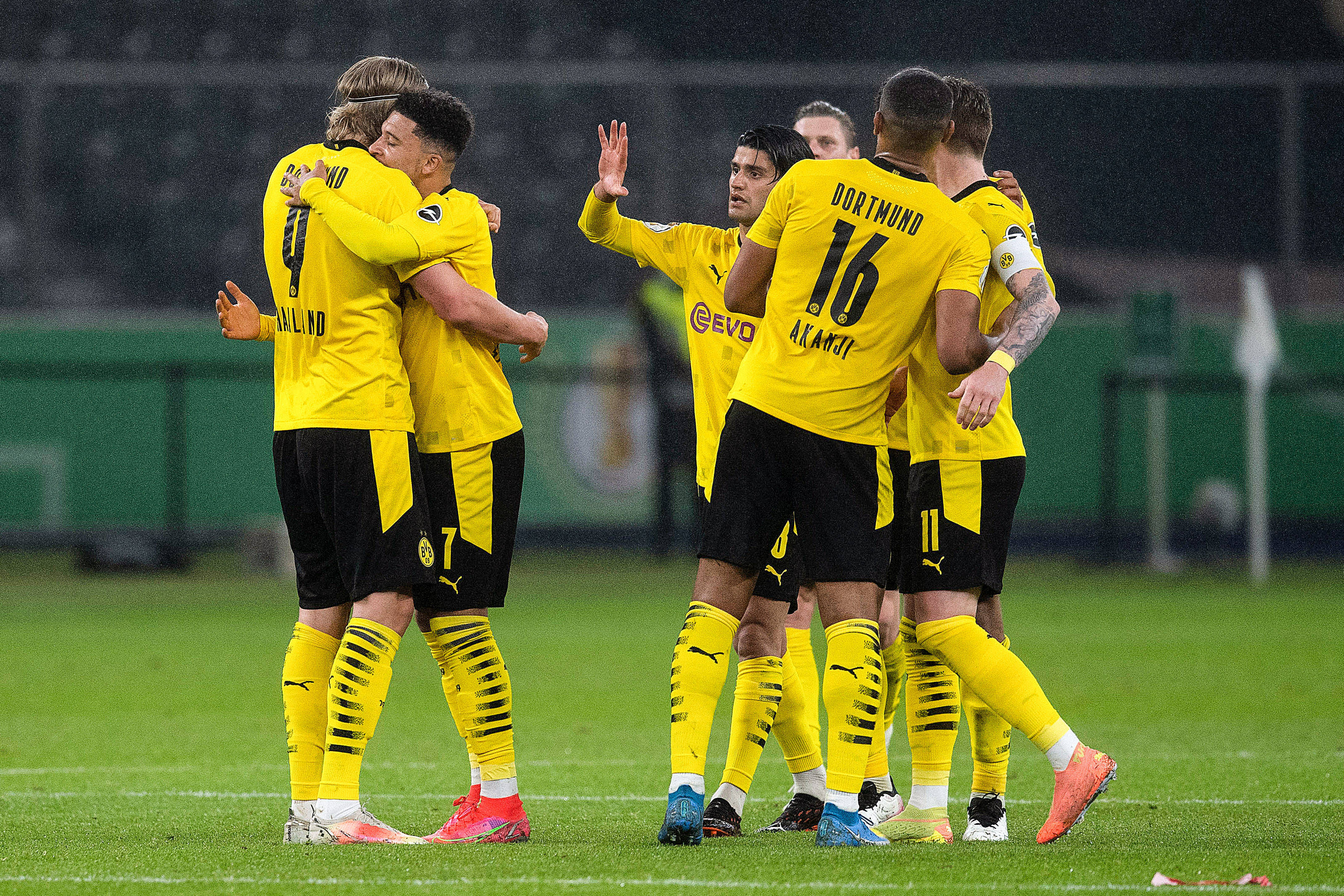 多特蒙德战平莱比锡，保持不败纪录