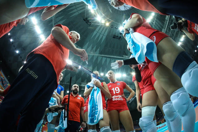 俄罗斯球队多点开花击败对手