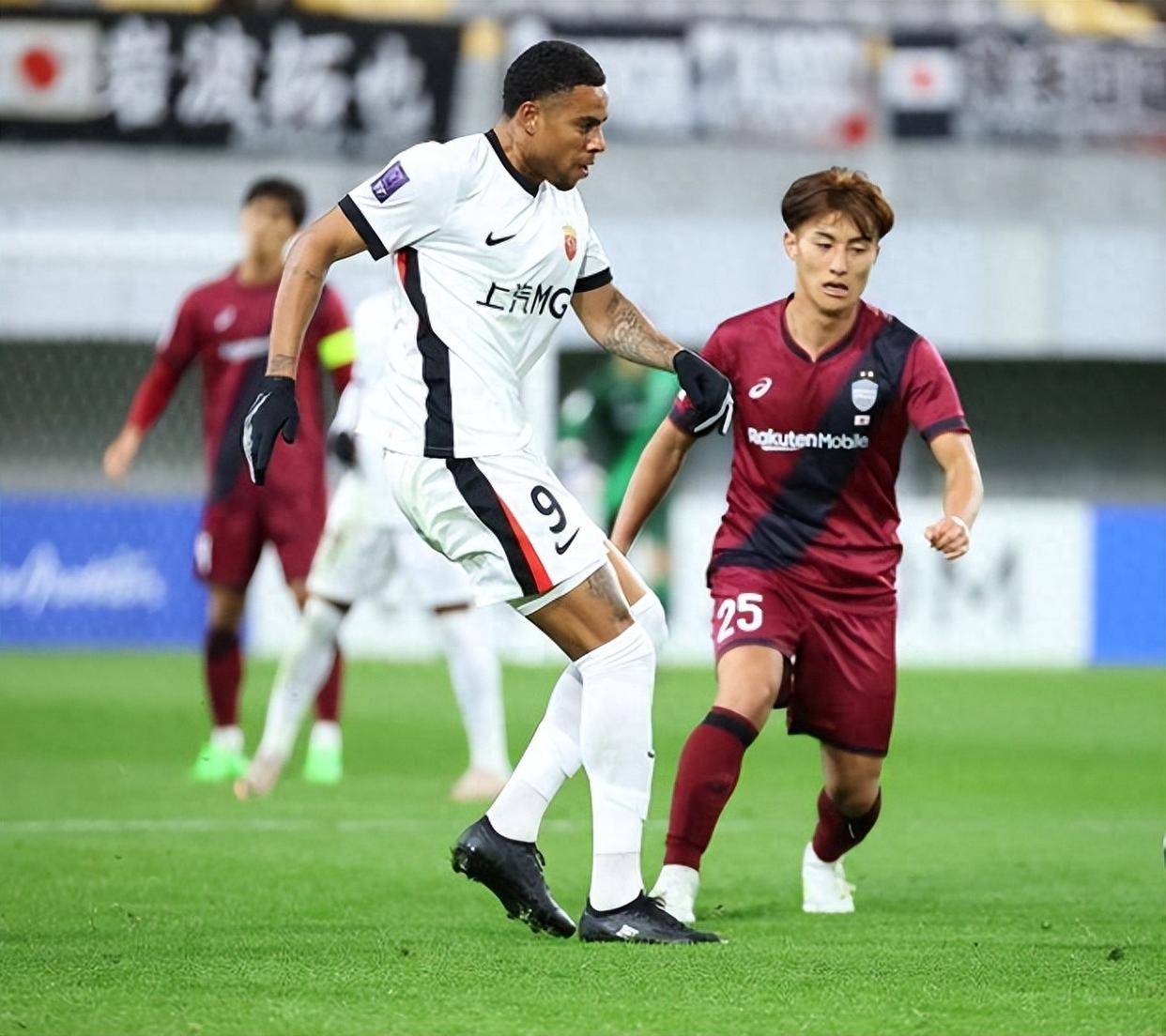 逆袭成功！中国球队淘汰豪强晋级下一轮