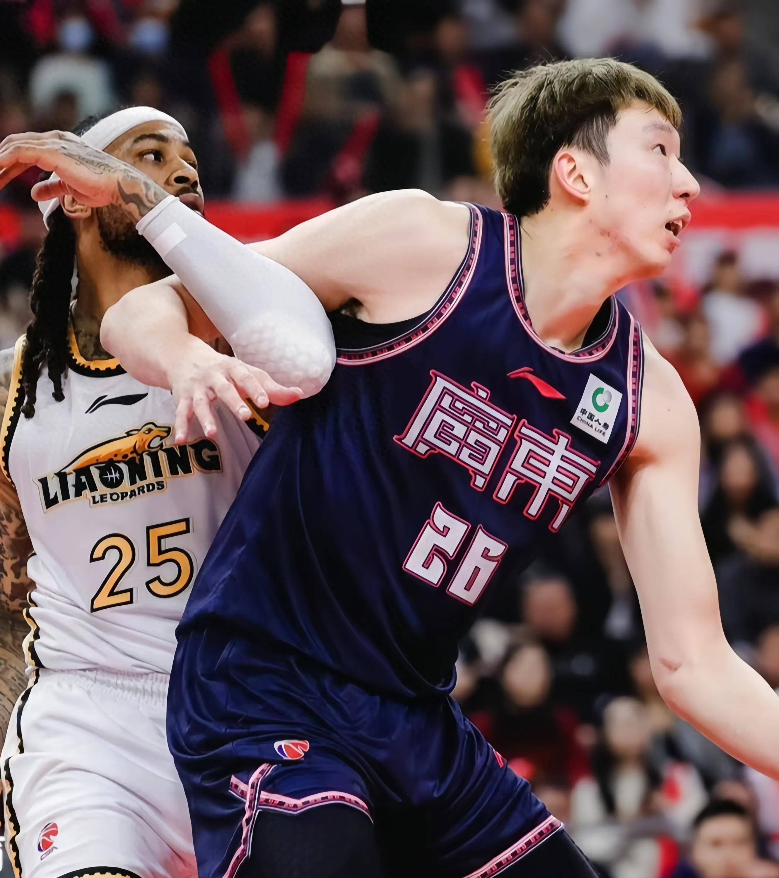 拉维尔队客场取胜，取得关键的比赛积分