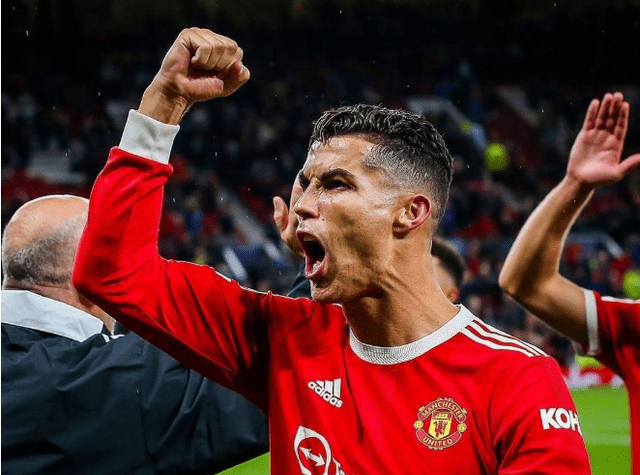 里昂主场大捷，挫败对手全面防守