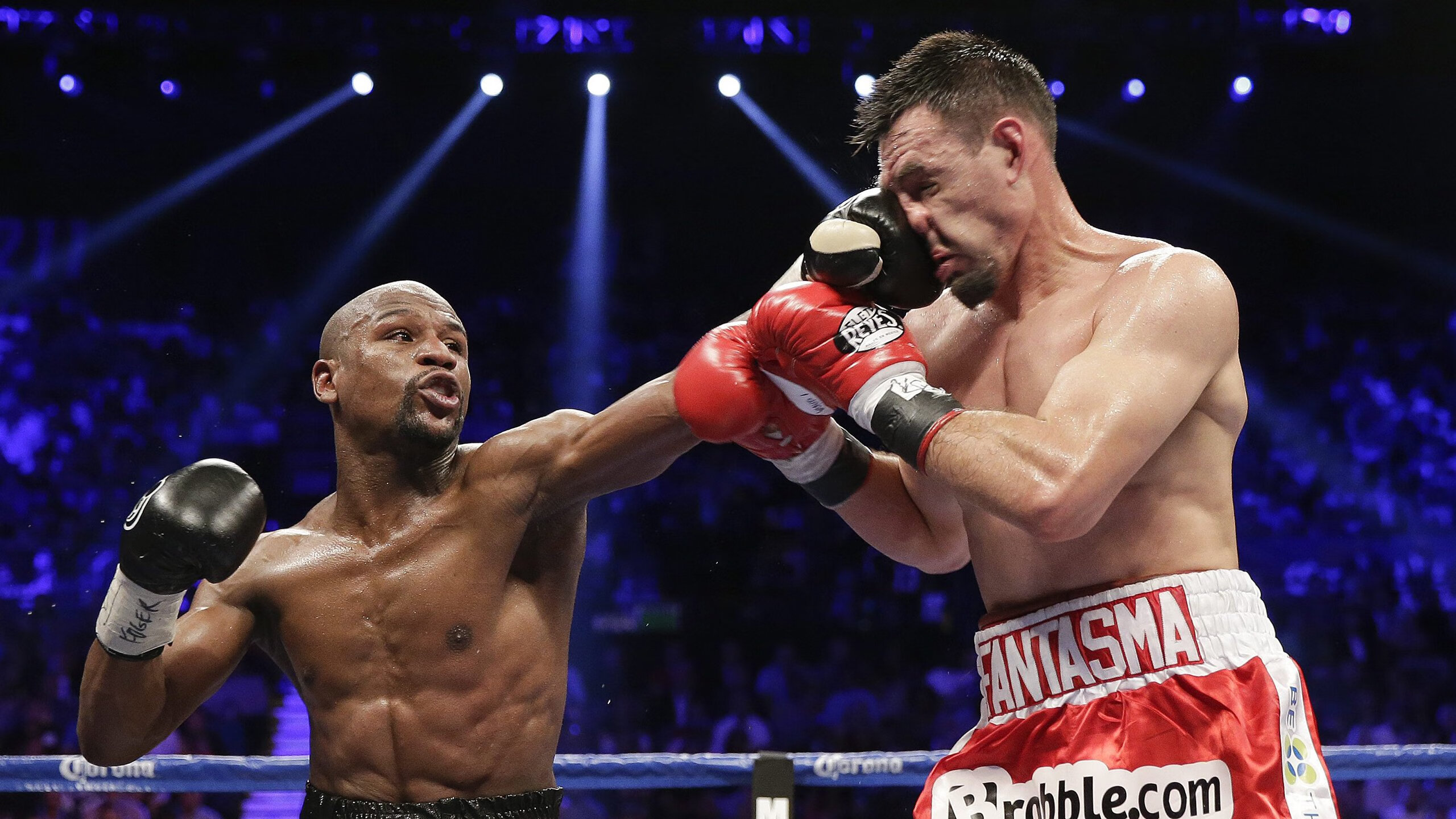 此刻交集，霍勒迪于异乡球馆投出的一粒唯一