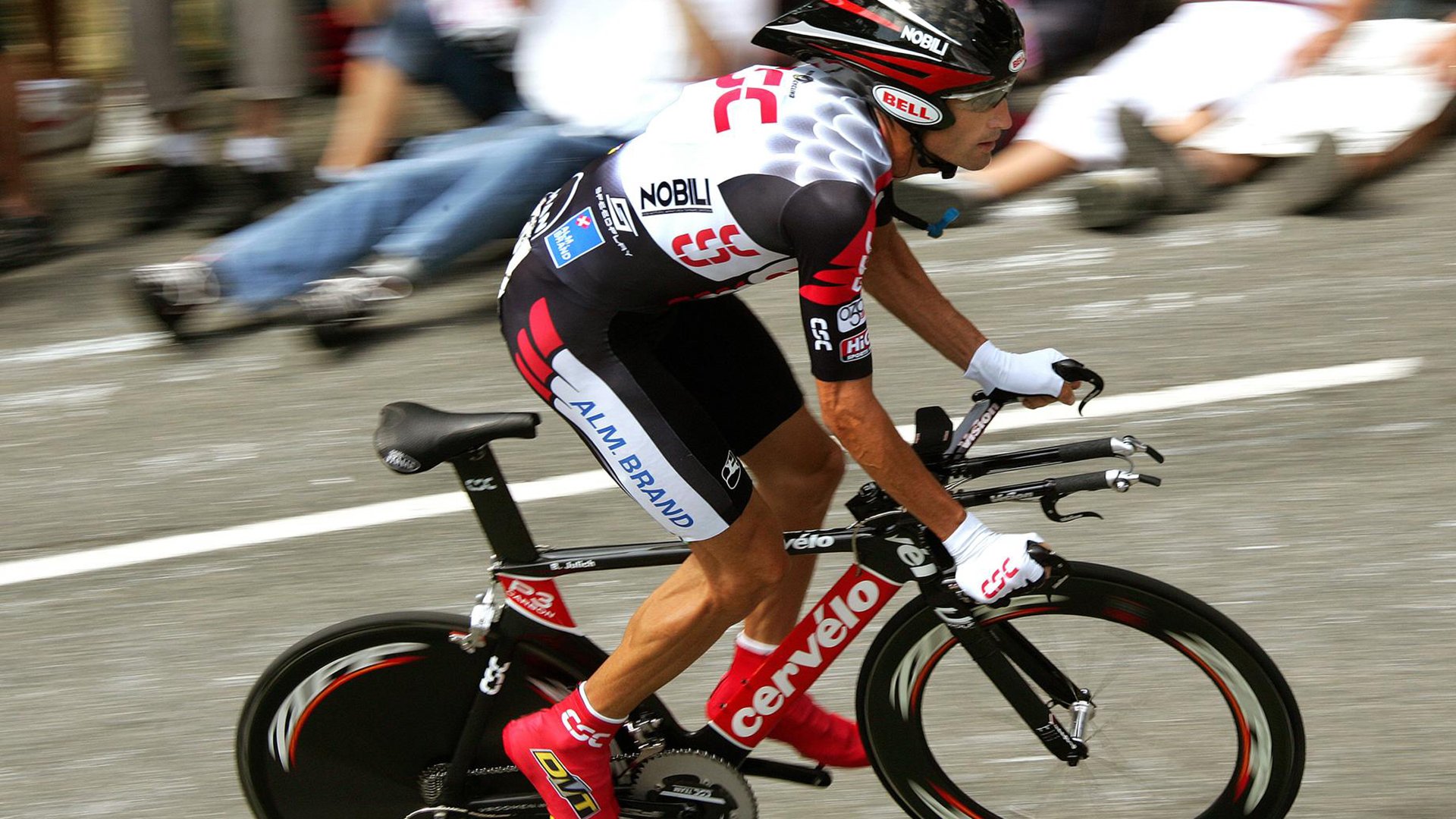 维度的裂痕，当拉文跨越篮球次元，江苏队击碎猛龙